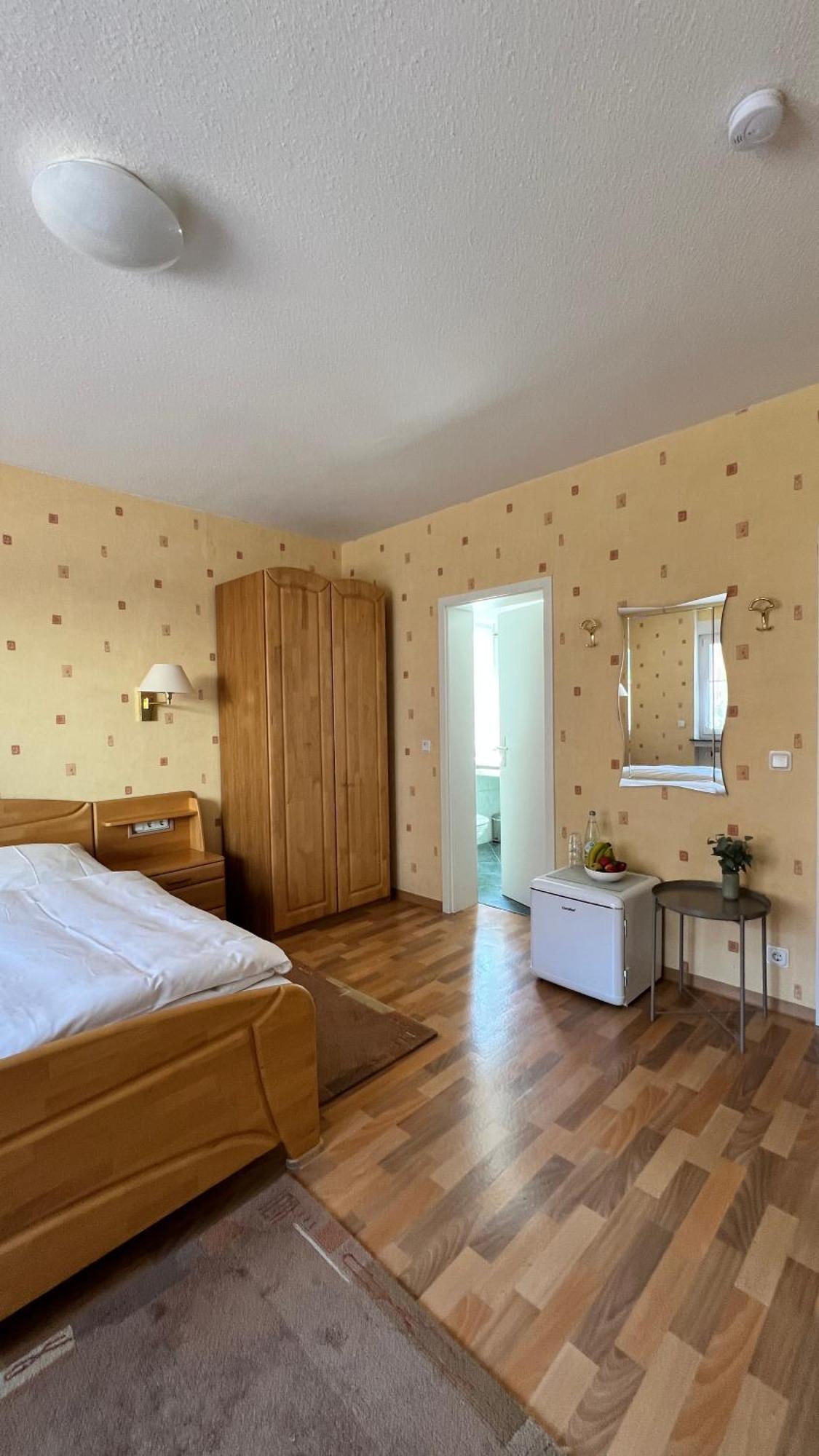 Gaestehaus Kliebenstein Saarwellingen Luaran gambar