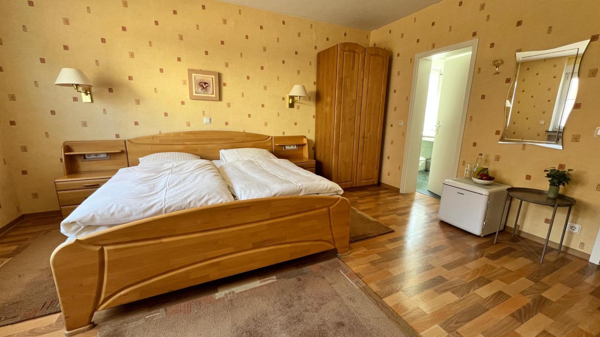 Gaestehaus Kliebenstein Saarwellingen Luaran gambar