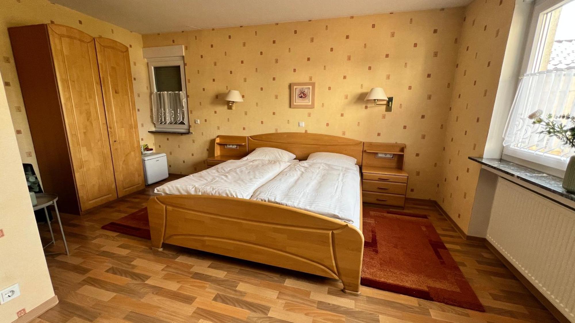 Gaestehaus Kliebenstein Saarwellingen Luaran gambar
